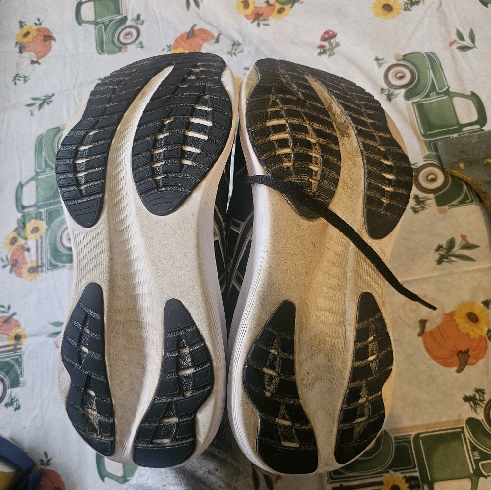Asics Black and White Women's Athletic Running Shoes - Picture 7 of 8